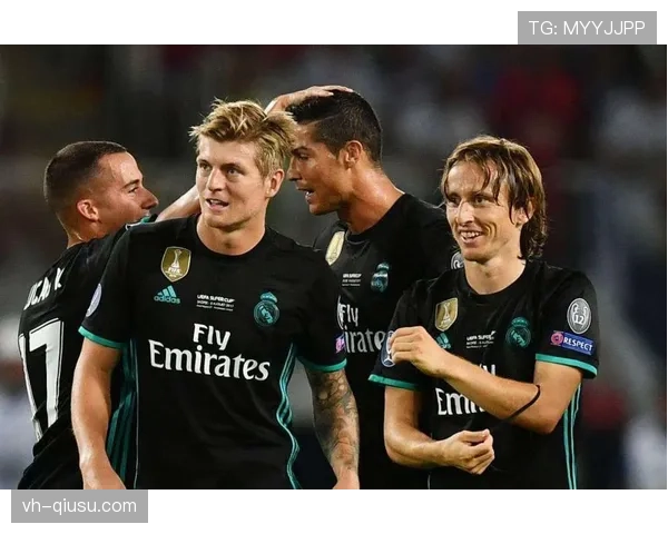 伊涅斯塔与克罗斯如何在控球体系中分化战术角色